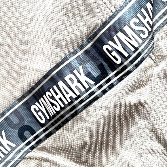 Gymshark Woven One Pocket Logo Shorts Large - Picture 4 of 6